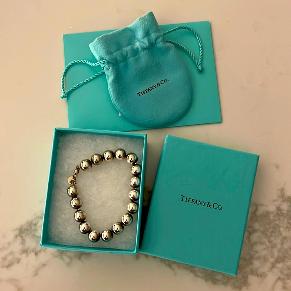 Tiffany Hardware-Ball bracelet in sterling silver-10 MM comfortable/easy to wear